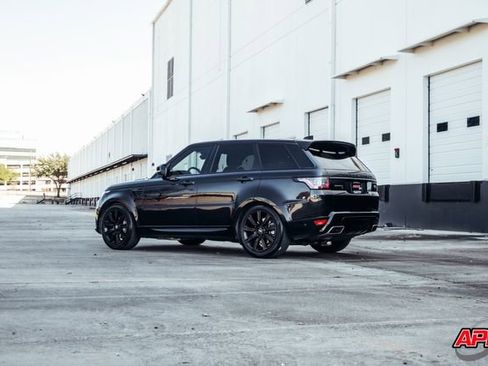 Used 2022 Land Rover Range Rover Sport HSE Silver Edition image 42