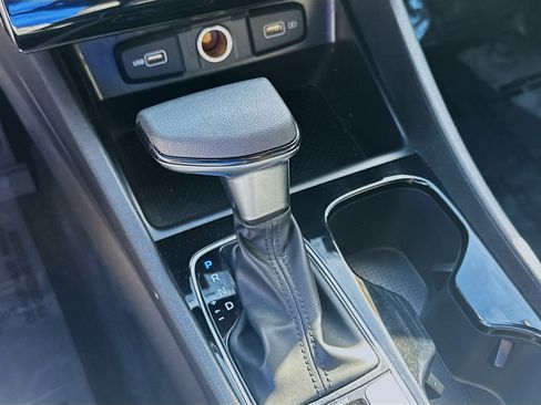 Used 2023 Hyundai Santa Cruz SEL image 13