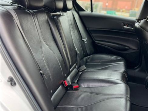 Used 2019 Acura ILX Sedan w/Premium Pkg image 31