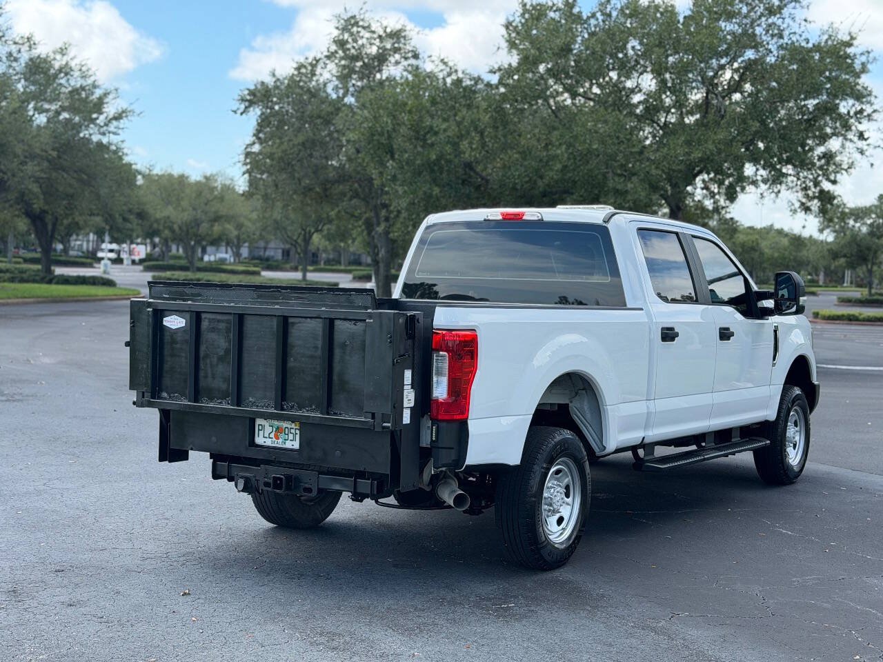 Used 2017 Ford F250 XL w/ Power Equipment Group AWD/4WD image 15