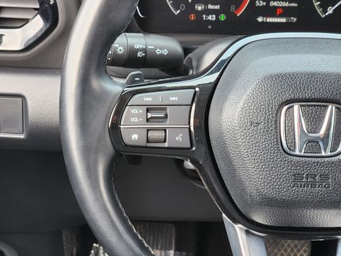 Certified 2024 Honda Pilot Touring image 32