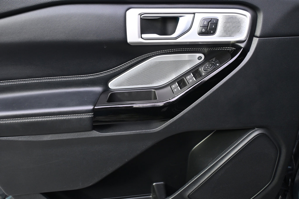 Used 2022 Ford Explorer ST w/ ST Street Pack AWD/4WD image 23