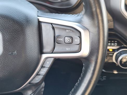 Used 2024 RAM 2500 Big Horn w/ Sport Appearance Package image 39