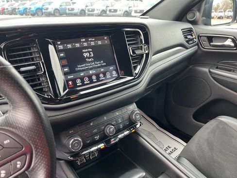 Used 2022 Dodge Durango GT image 22