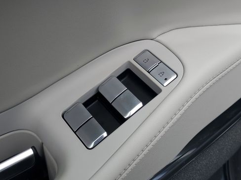 New 2026 Lincoln Navigator Reserve w/ Jet Appearance Package image 10