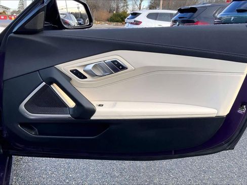 Used 2023 BMW Z4 sDrive30i w/ Premium Package image 20