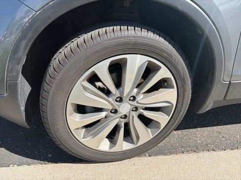 Used 2020 Buick Encore Preferred AWD/4WD image 3