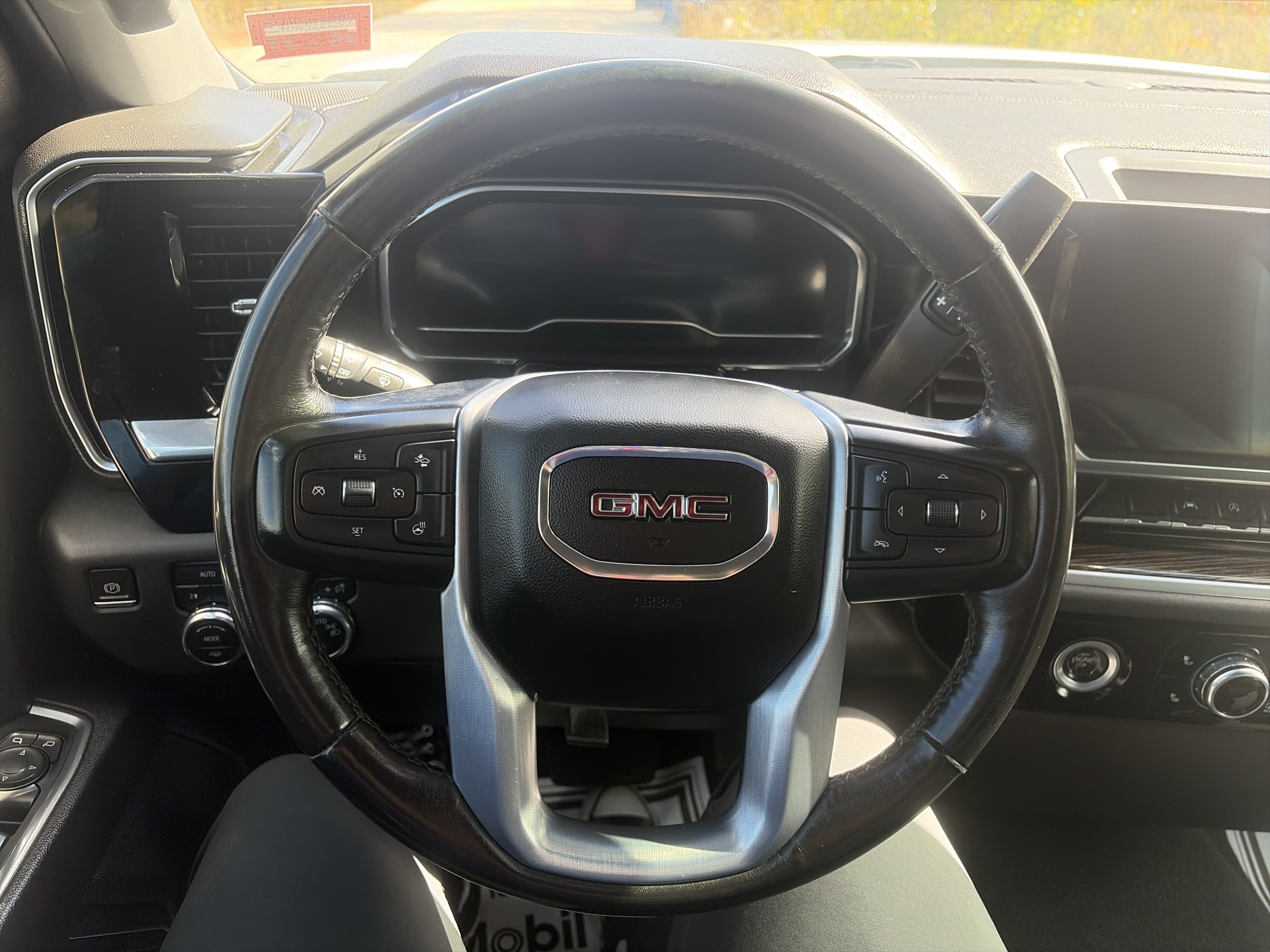 Used 2022 GMC Sierra 1500 SLE AWD/4WD image 21