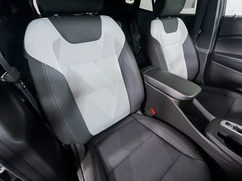 New 2026 Chevrolet Trax RS w/ Sunroof Package image 27