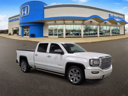 Used 2017 GMC Sierra 1500 Denali image 2