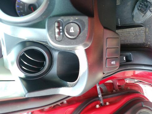 Used 2011 Honda Fit Sport image 26