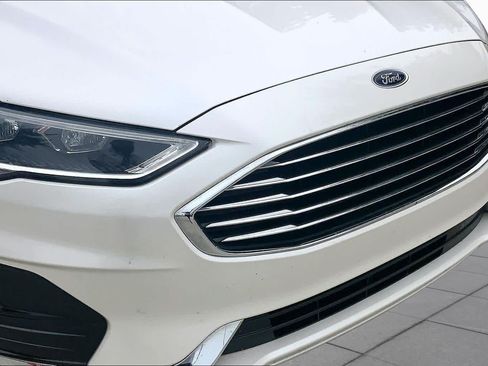 Used 2020 Ford Fusion SEL FWD image 32