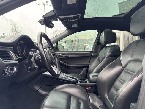 Used 2017 Porsche Macan GTS image 29