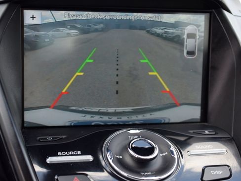 Used 2018 Ford Escape Titanium FWD image 13