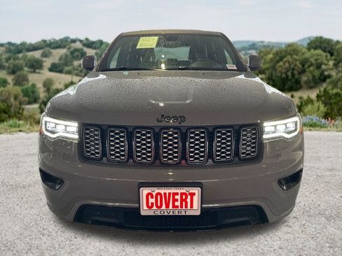 Used 2020 Jeep Grand Cherokee Altitude AWD/4WD image 2