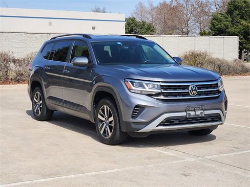 Used 2022 Volkswagen Atlas SE image 3