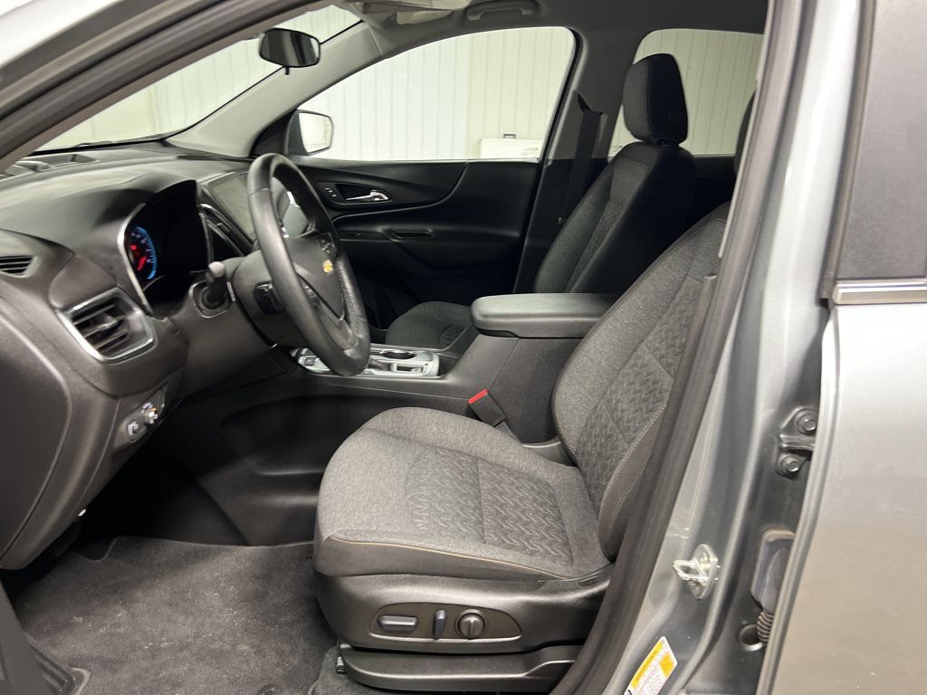 Certified 2023 Chevrolet Equinox LT AWD/4WD image 13