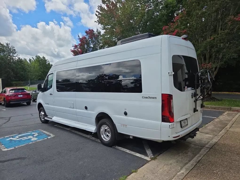 Used 2020 Mercedes-Benz Sprinter 3500 image 2