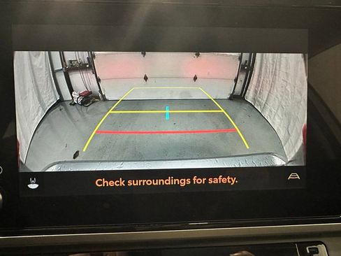 Used 2025 Toyota Camry LE image 38