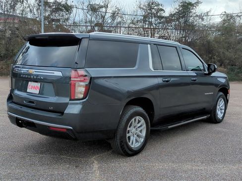 Used 2021 Chevrolet Suburban LT image 5