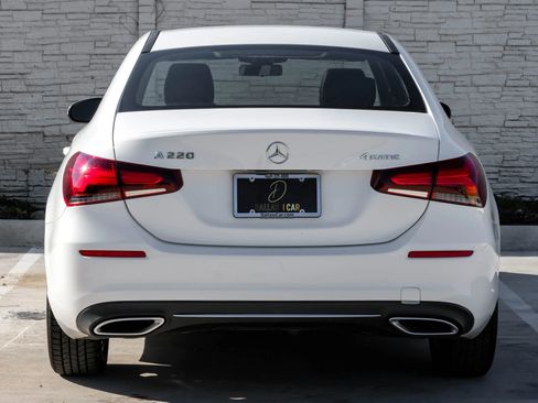 Used 2019 Mercedes-Benz A 220 4MATIC image 11
