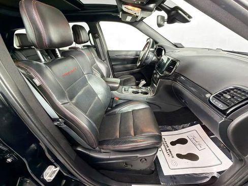 Used 2021 Jeep Grand Cherokee Trailhawk w/ Trailhawk Luxury Group AWD/4WD image 28