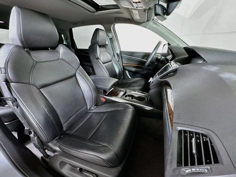 Used 2017 Acura MDX SH-AWD image 29
