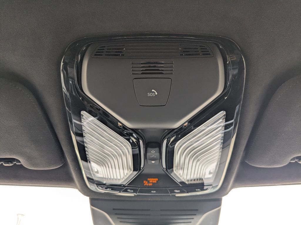 Used 2026 BMW X7 M60i AWD/4WD image 9