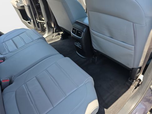 Used 2017 Honda CR-V Touring image 11