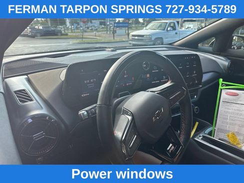 Used 2024 Chevrolet Equinox EV RS FWD image 9