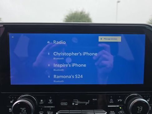 Used 2025 Toyota Highlander Limited image 22