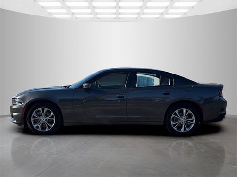 Certified 2022 Dodge Charger SXT w/ Cold Weather Package image 3
