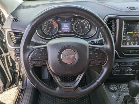 Certified 2020 Jeep Cherokee Trailhawk w/ Cold Weather Group image 15