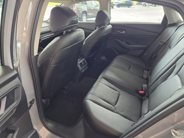 Used 2024 Honda Accord Touring image 10