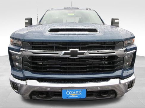 New 2026 Chevrolet Silverado 3500 LT w/ True North Edition AWD/4WD image 9