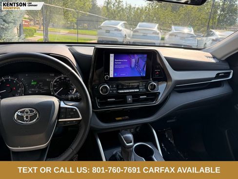 Used 2025 Toyota Highlander XLE AWD/4WD image 20