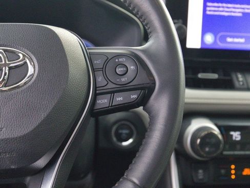 Used 2023 Toyota RAV4 Limited image 21