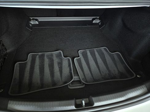 Used 2023 Mercedes-Benz C 300 Sedan image 36