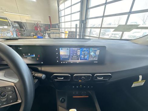 Used 2026 Nissan Sentra SV w/ Floor Mat Package FWD image 22
