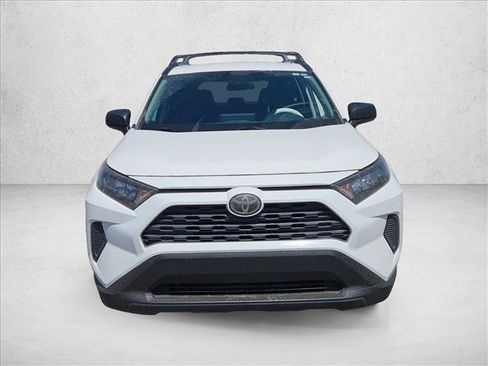 Used 2019 Toyota RAV4 LE w/ Carpet Mat Package FWD image 2
