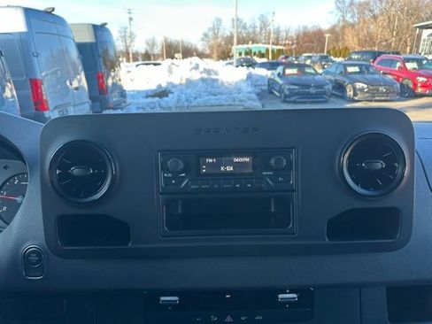 Used 2023 Mercedes-Benz Sprinter 144 Cargo image 16