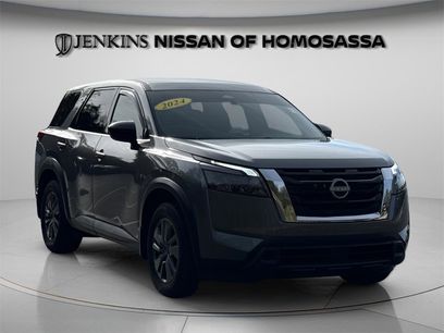 Used 2024 Nissan Pathfinder S