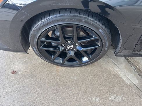 Used 2022 Honda Civic Sport image 32