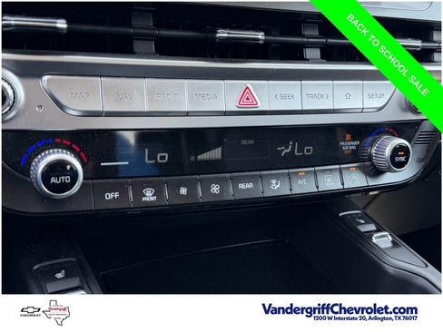 Used 2025 Kia Telluride S FWD image 19