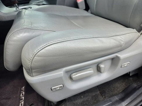 Used 2012 Toyota Sequoia Platinum RWD image 21