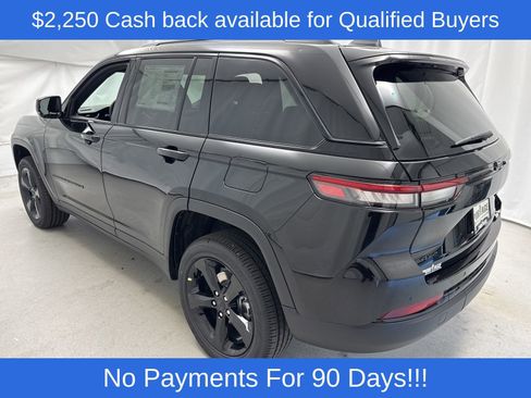 New 2025 Jeep Grand Cherokee Altitude AWD/4WD image 5