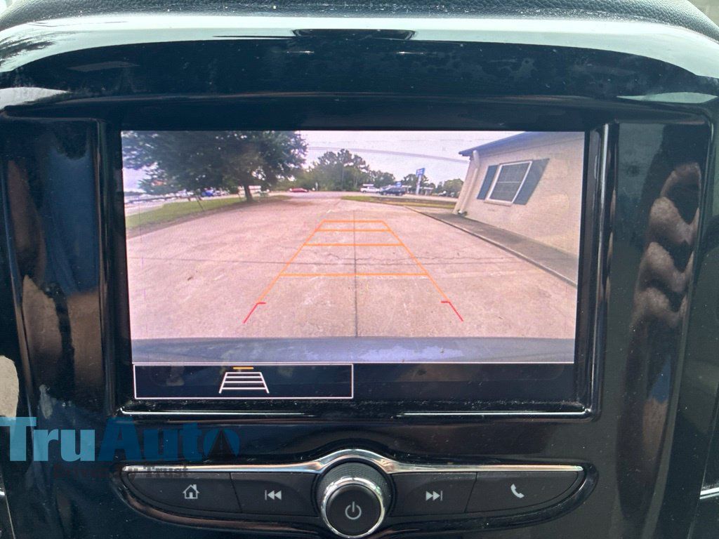 Used 2024 Chevrolet Traverse LS w/ Safety Package FWD image 33