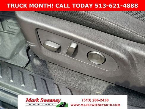 New 2026 GMC Canyon Elevation w/ Convenience Package RWD image 16