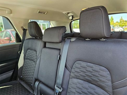 Certified 2024 Nissan Pathfinder SV image 11