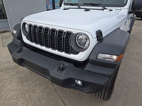 New 2026 Jeep Wrangler Unlimited Sport AWD/4WD image 17